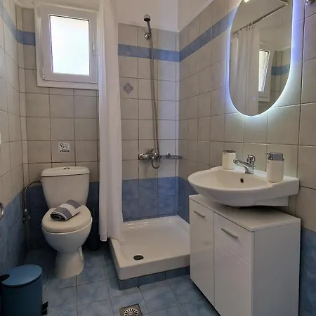 Niki B * Lefkada City