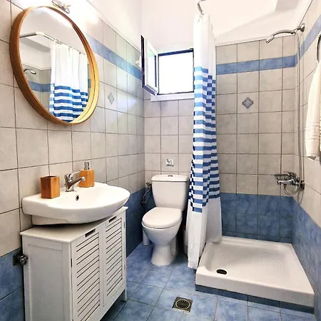 Niki B * Lefkada City